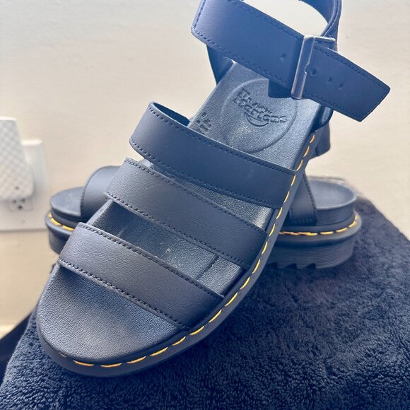 Dr. Martens Blaire Platform Sandal - Picture 2 of 4